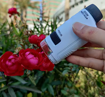 MicroZoom™ | pocket magnifier